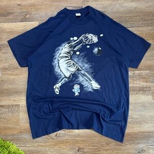 UNC University of North Carolina Basketball NCAA T Shirt‎